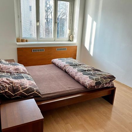 Victory Apartment Bratislava Eksteriør bilde